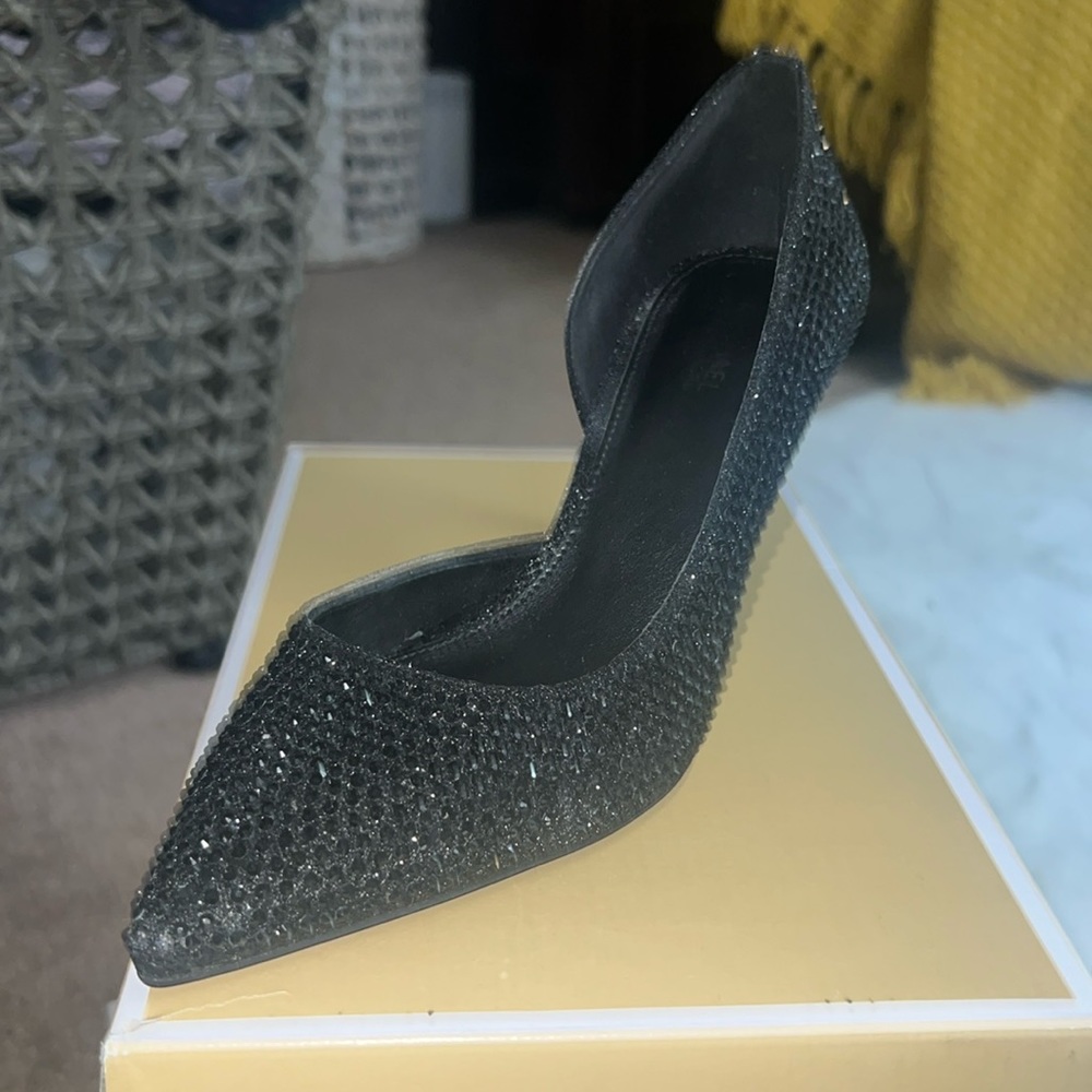 MK heels